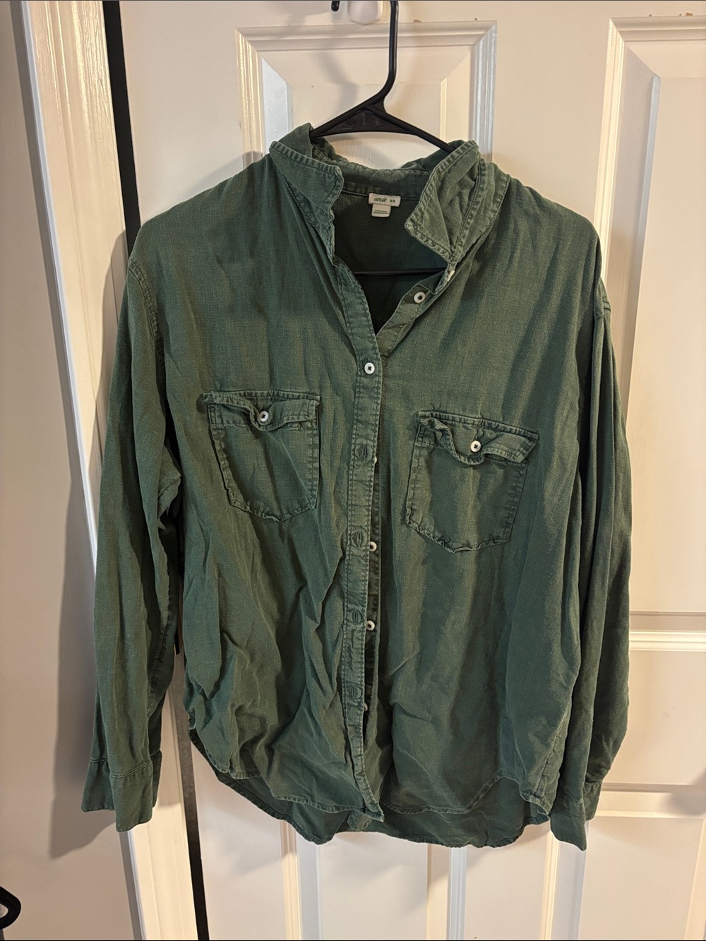 Lightweight Green Button-Up Jacket